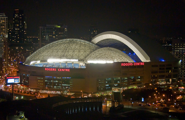 SkyDome roof opening (Rogers Centre, Toronto) - Timelapse 