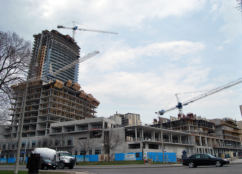 Emerald City Rising at Don Mills & Sheppard UrbanToronto