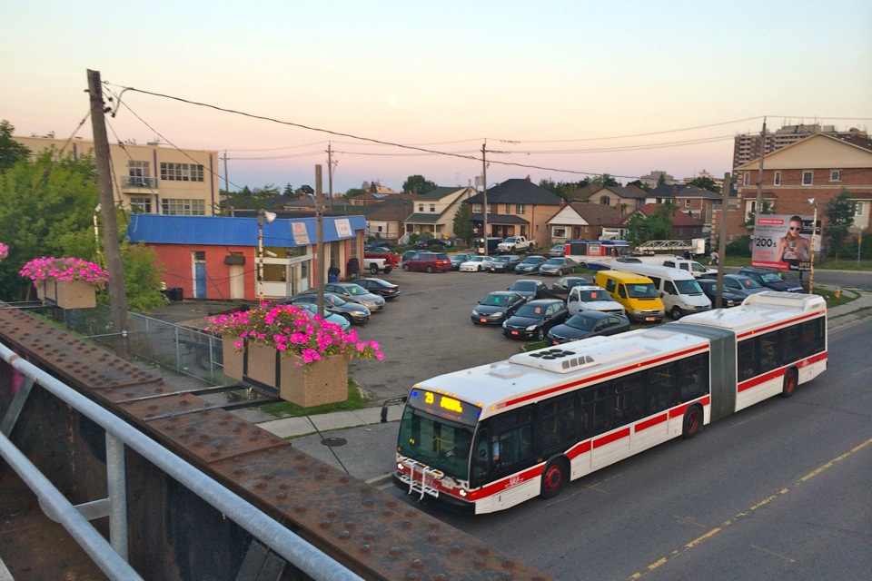 The Bean to Bring MidRise Condos to Dufferin North of Eglinton