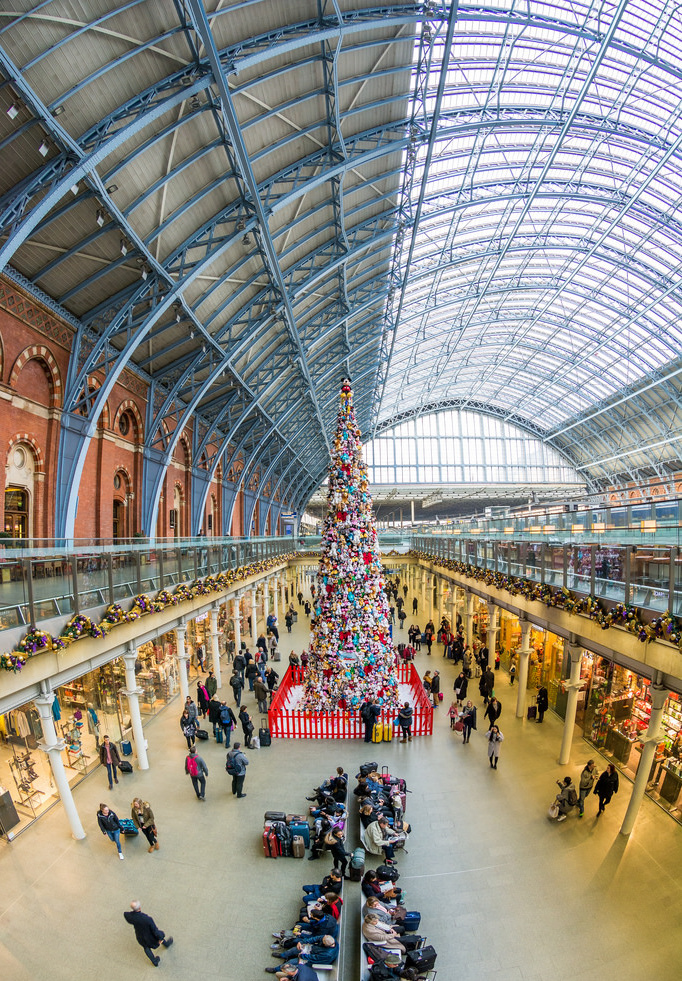 Holiday Viewfinder St Pancras Christmas Tree SkyriseCities