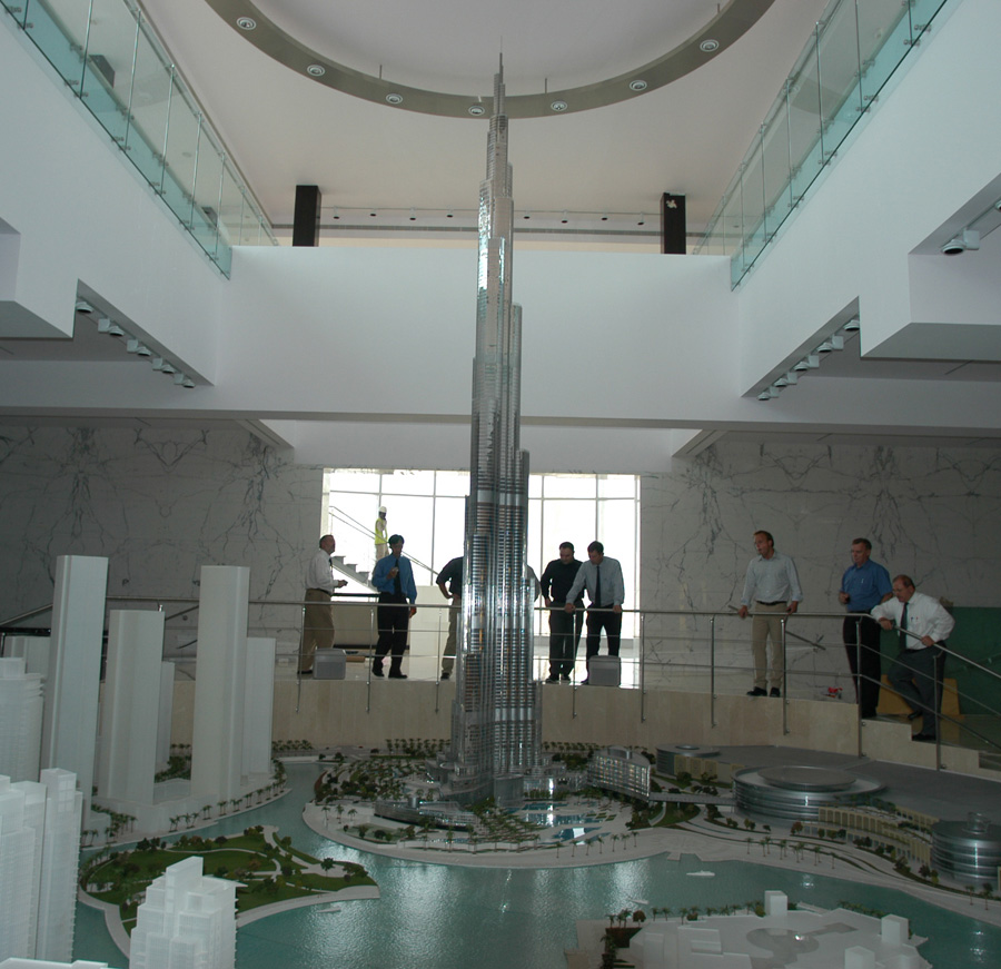 Модель Burj Khalifa созданная архитектурным бюро Peter McCann Architectural Models Inc. 