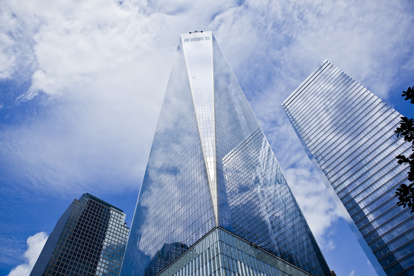 America's Tallest: Views from One World Trade Center | SkyriseCities