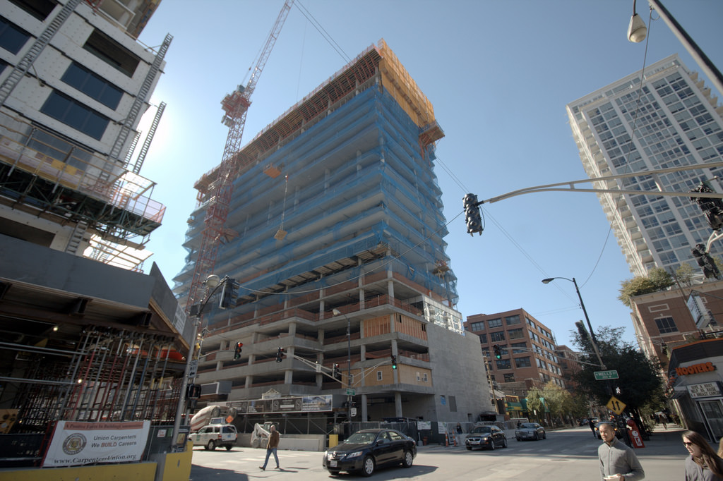 Cladding Begins on 640 N Wells Apartment Tower in River North ...