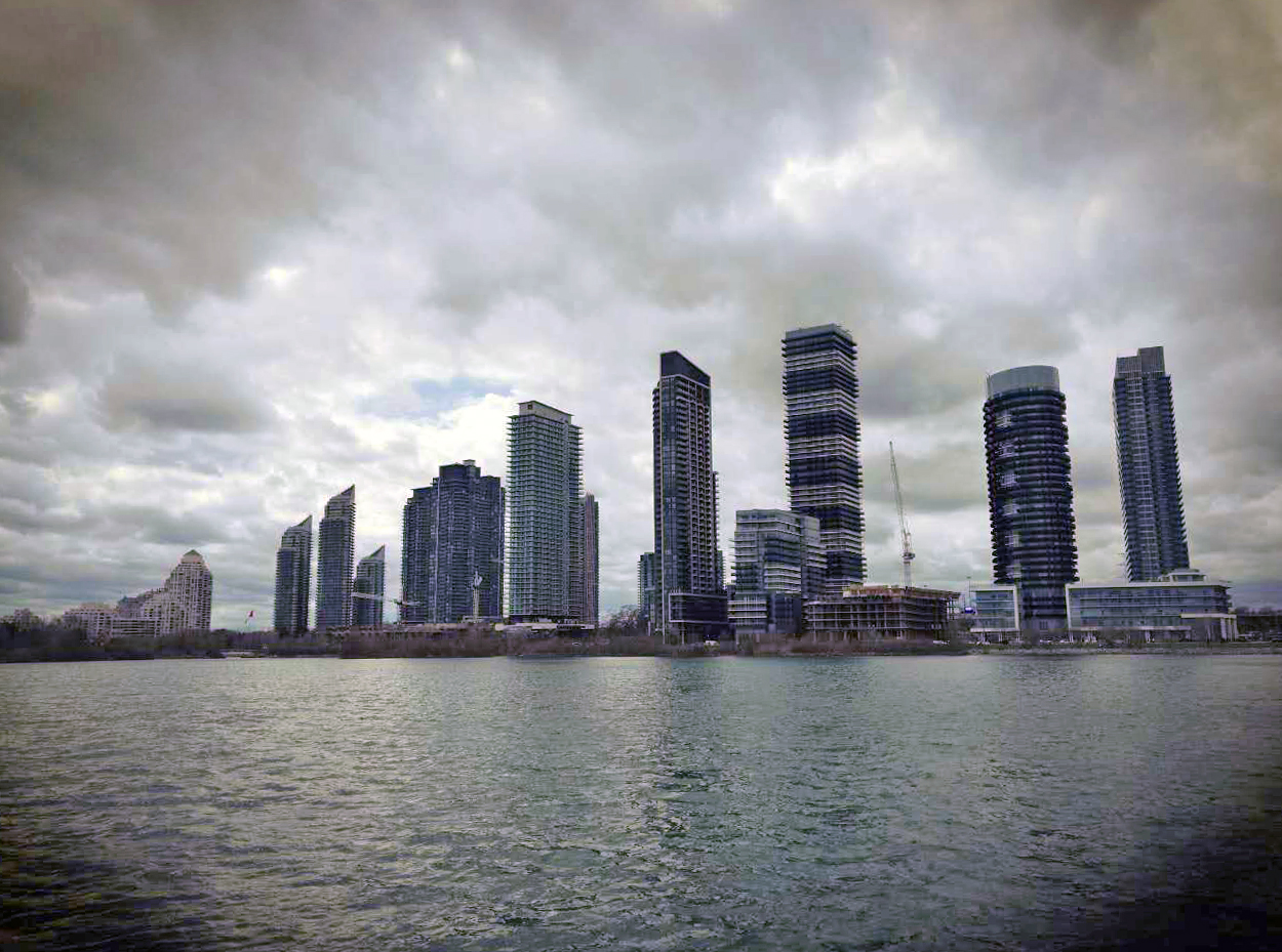 Amenities Open at Lago at the Waterfront in Etobicoke UrbanToronto