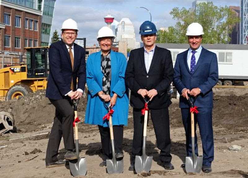 Councillor Gian-Carlos Carra, owners Penny and Chris Stathonikos, Brian Kernick