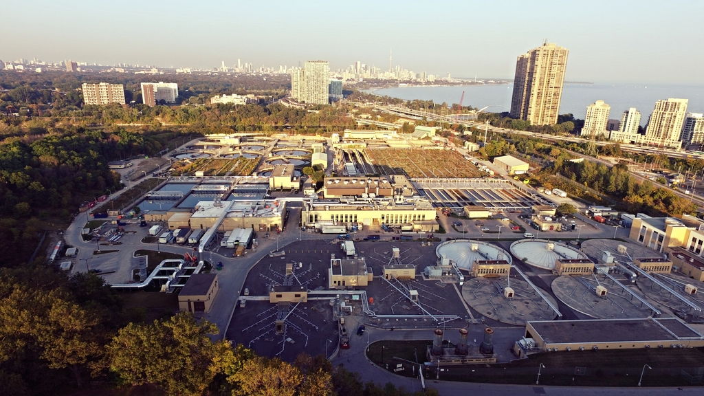 photo-of-the-day-humber-treatment-plant-urbantoronto