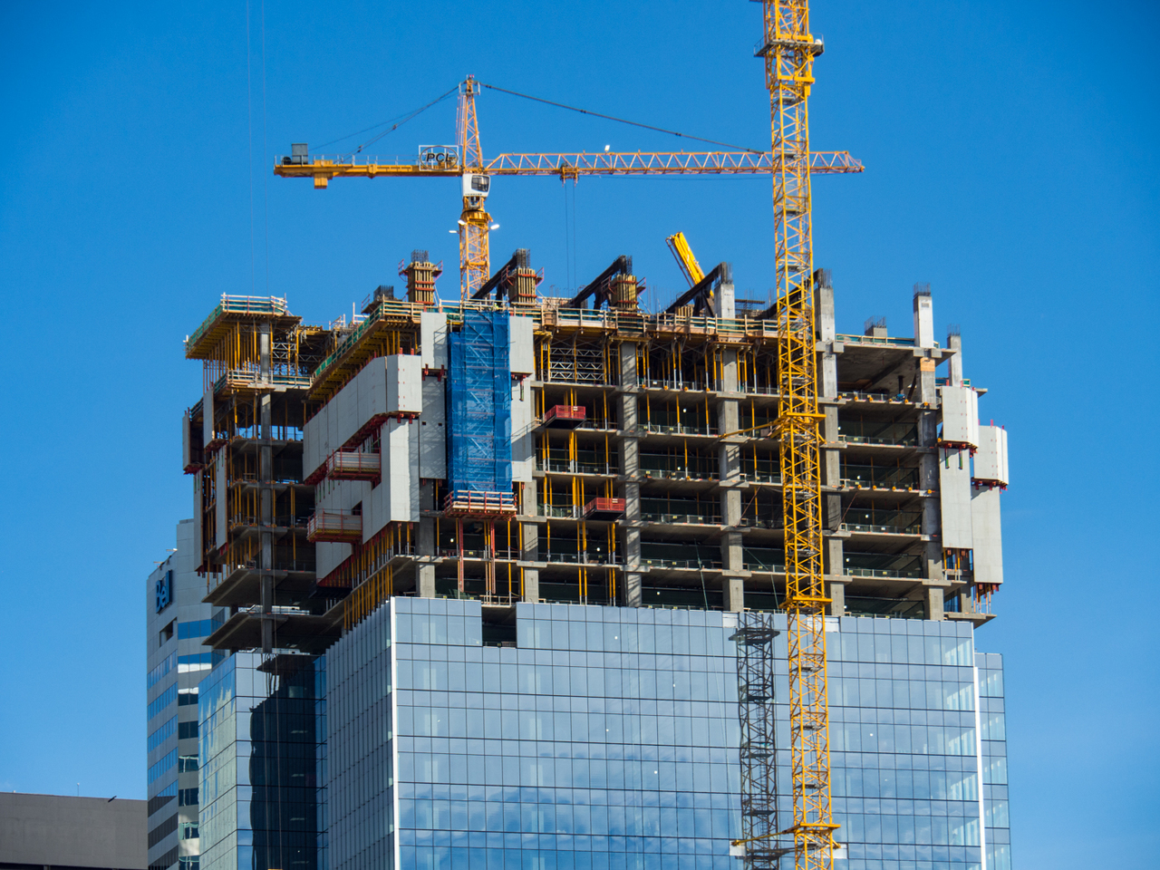 Stantec Tower Transitioning to Residential Floor Construction