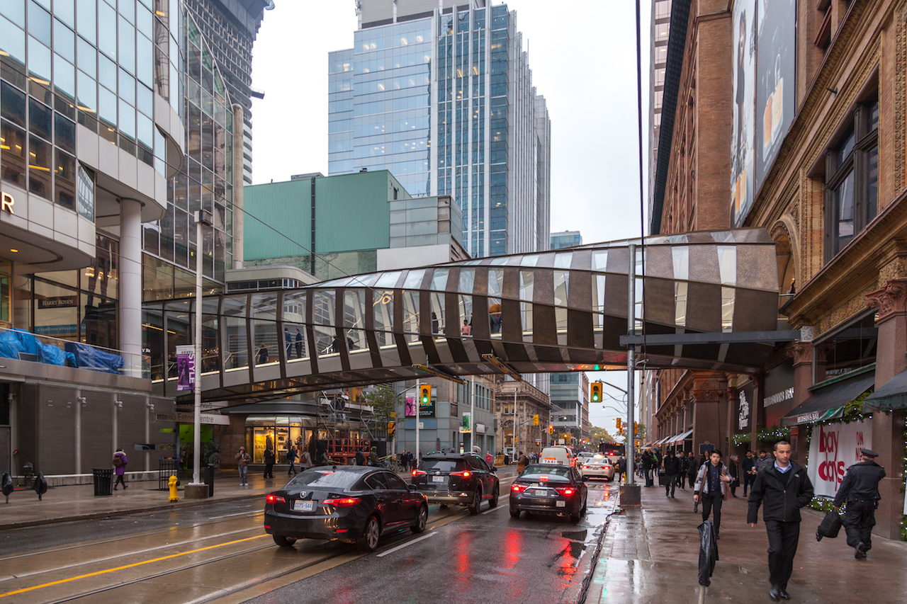 Toronto Eaton Centre Pedestrian Bridge - Walters Group Inc.