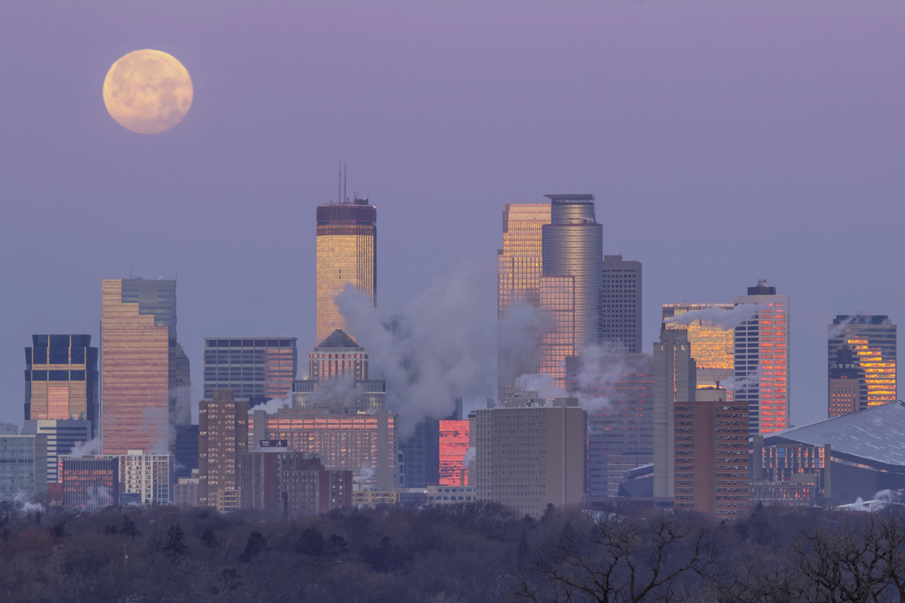 Minneapolis Moonset SkyriseCities
