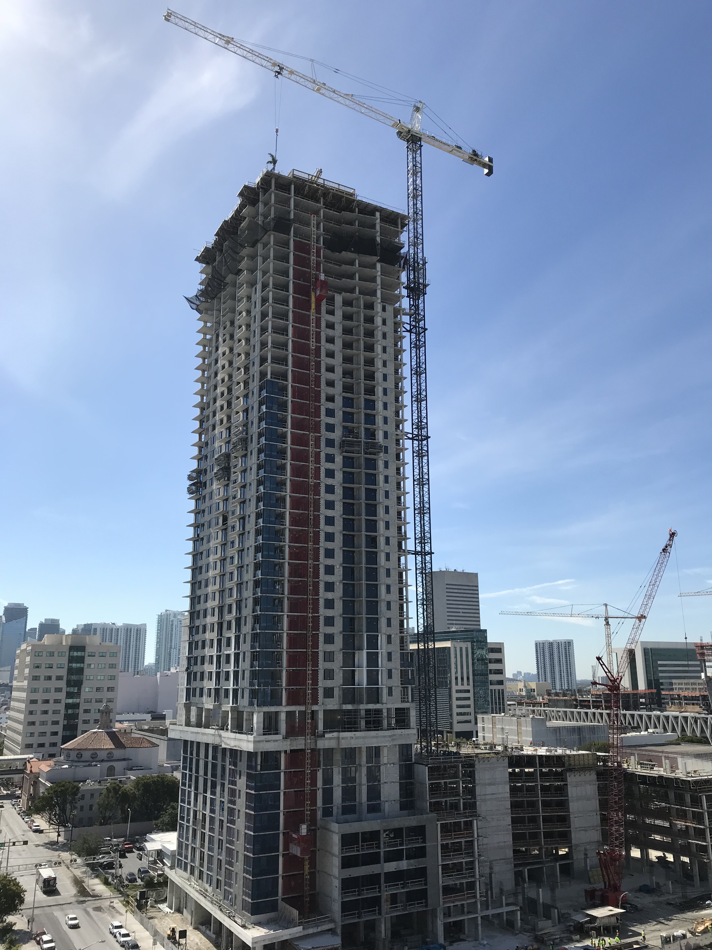 Miami Worldcenter's First Residential Tower Tops Off - Multi-Housing News