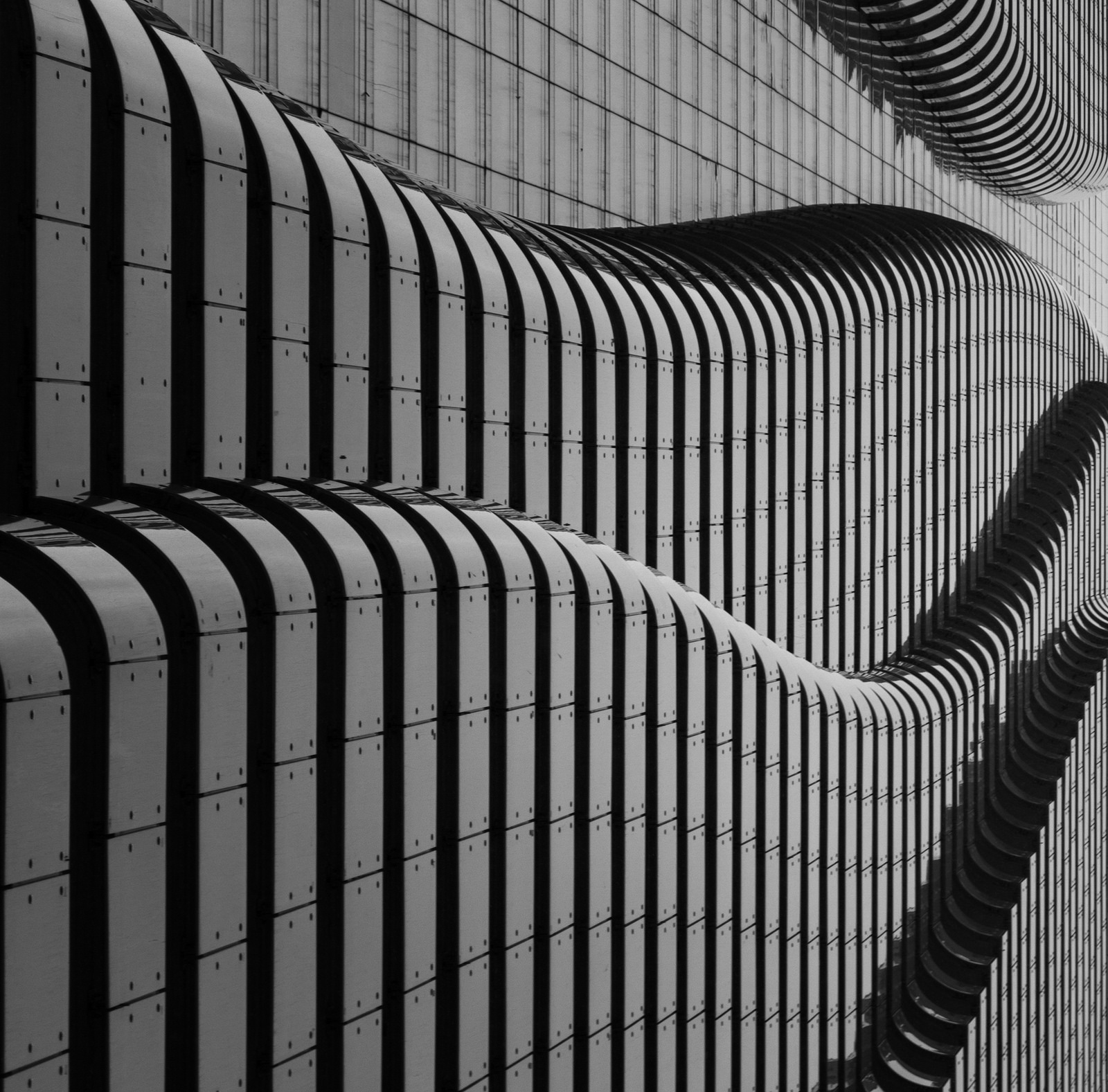 Photo of the Day: One Bloor's Curves | UrbanToronto