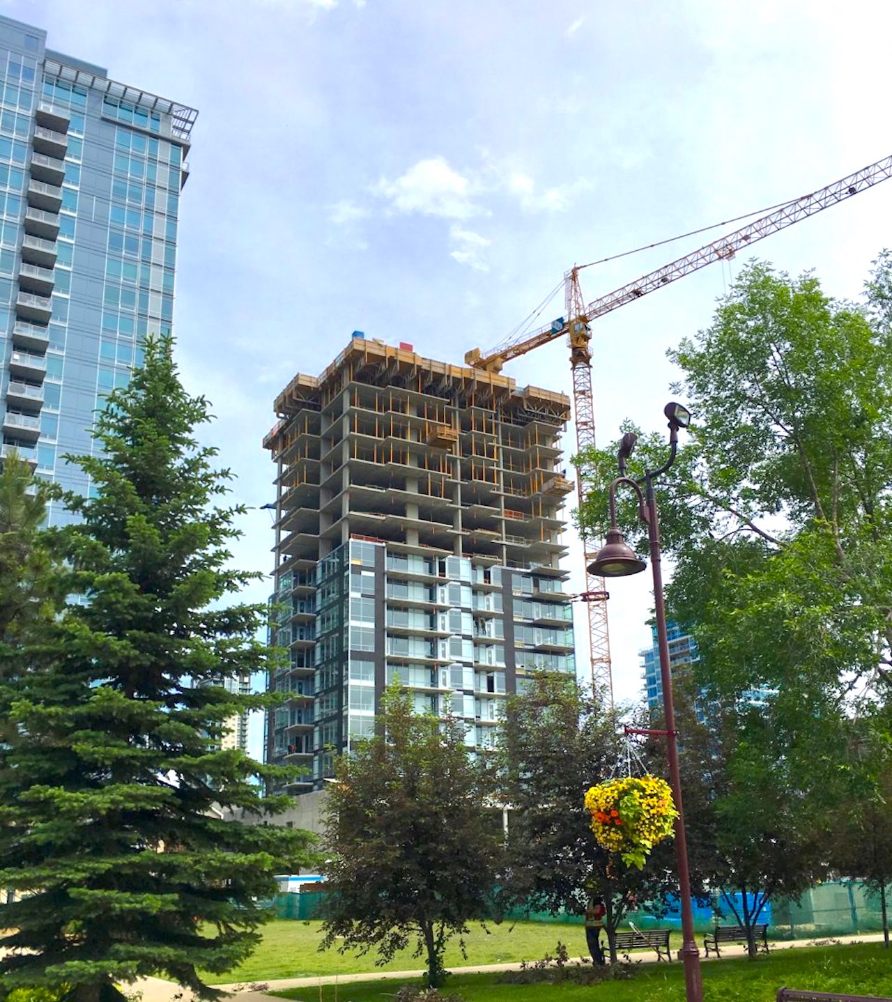 Underwood Tower Rising Fast as Cladding Continues SkyriseCalgary