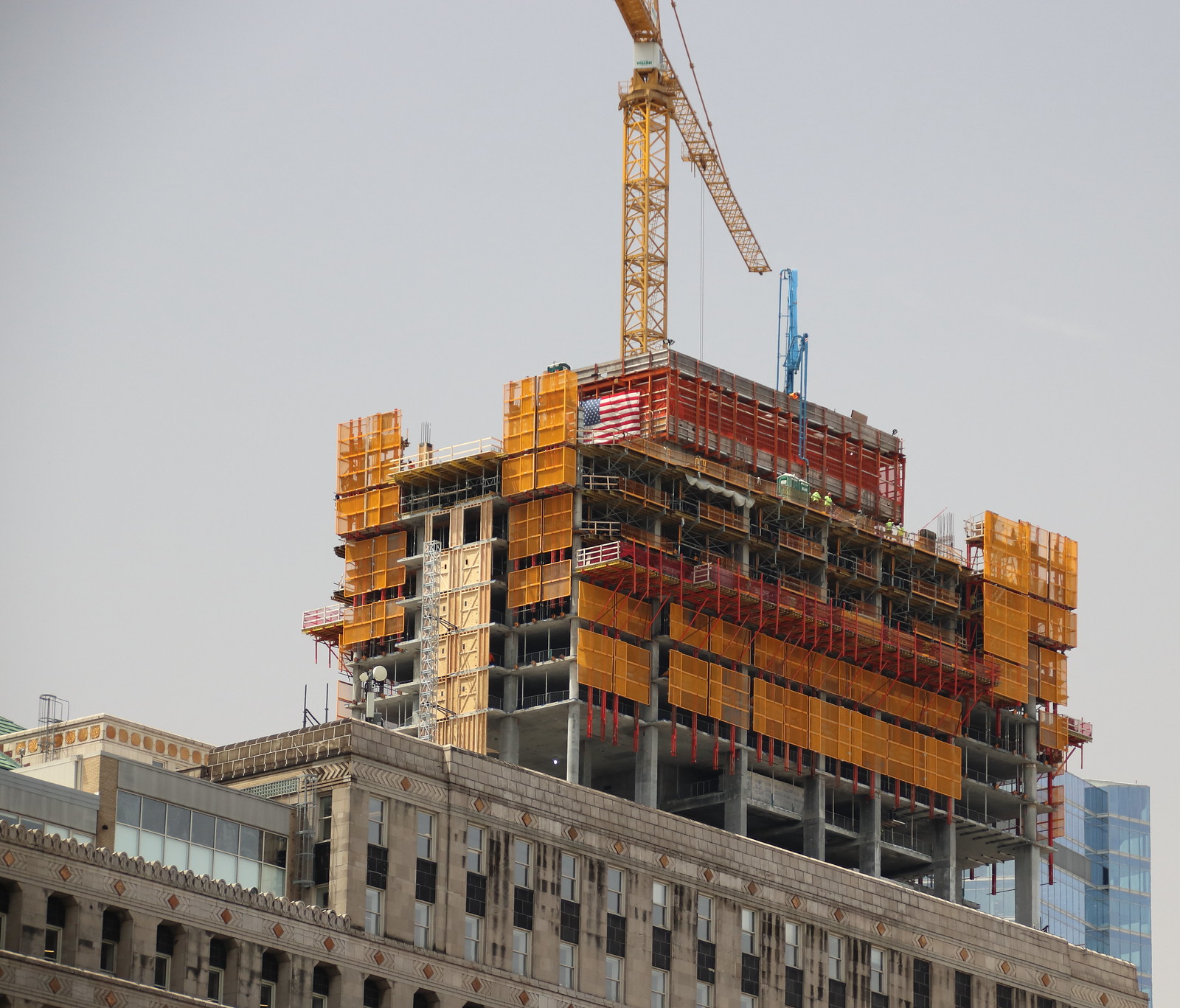 60Storey Wolf Point East Approaching Final Height SkyriseCities