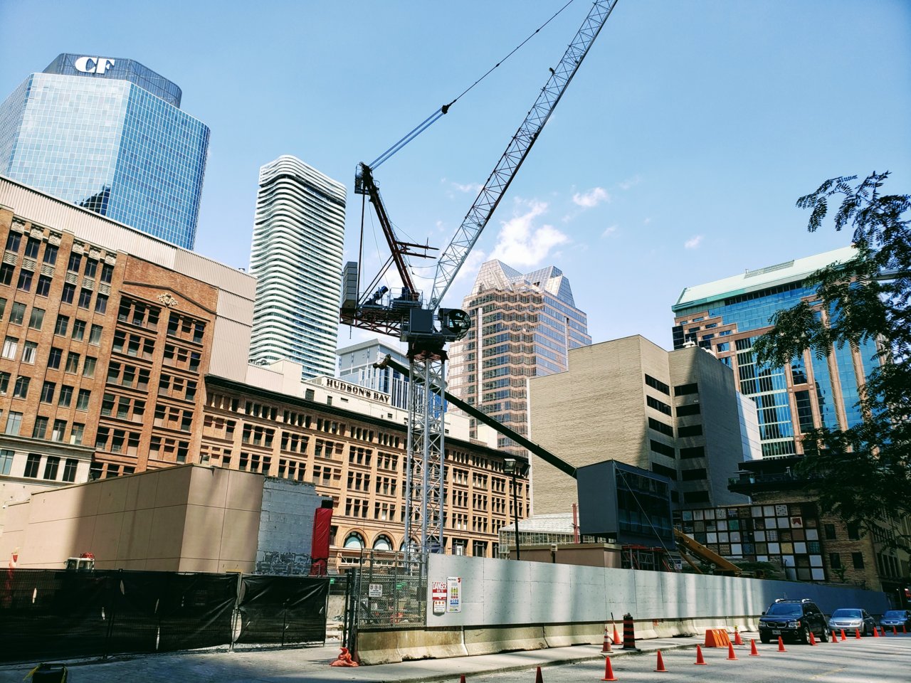 Crane Installed for North Tower at Bay Adelaide Centre | UrbanToronto