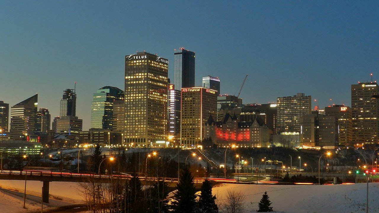 A Classic Skyline View | SkyriseEdmonton