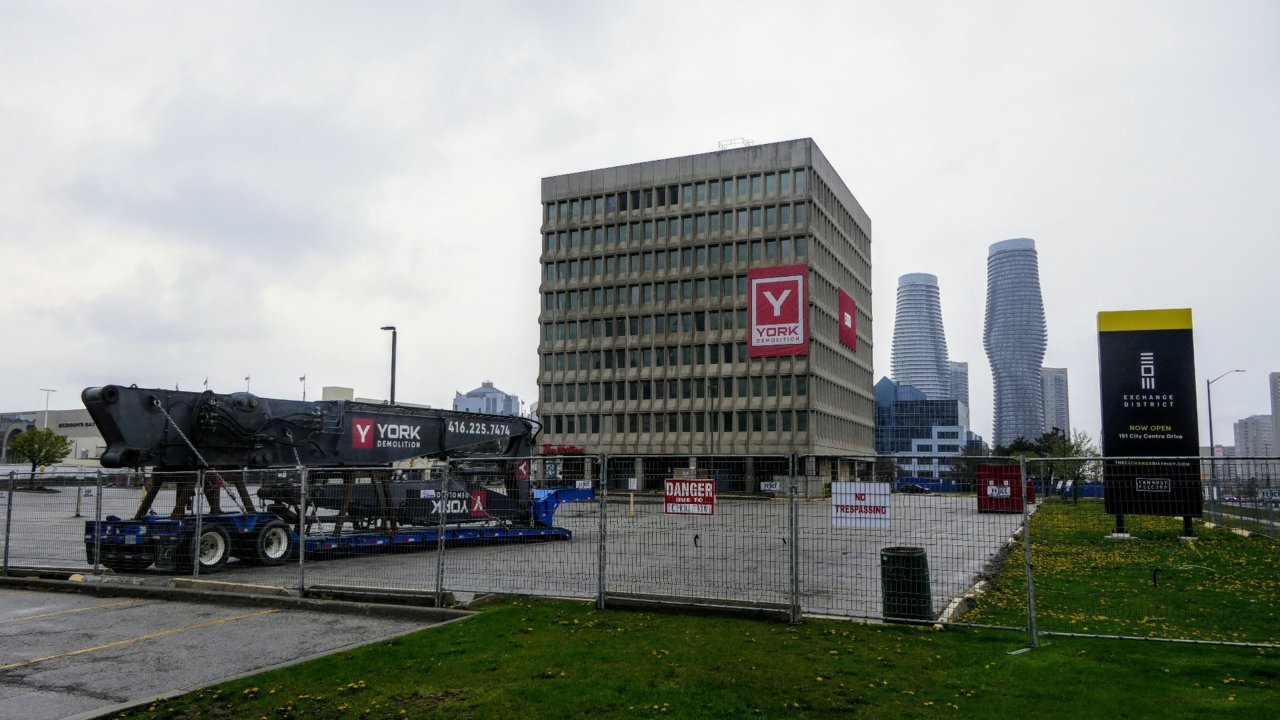 Exchange District Condos, IBI Group, Camrost-Felcorp, Mississauga