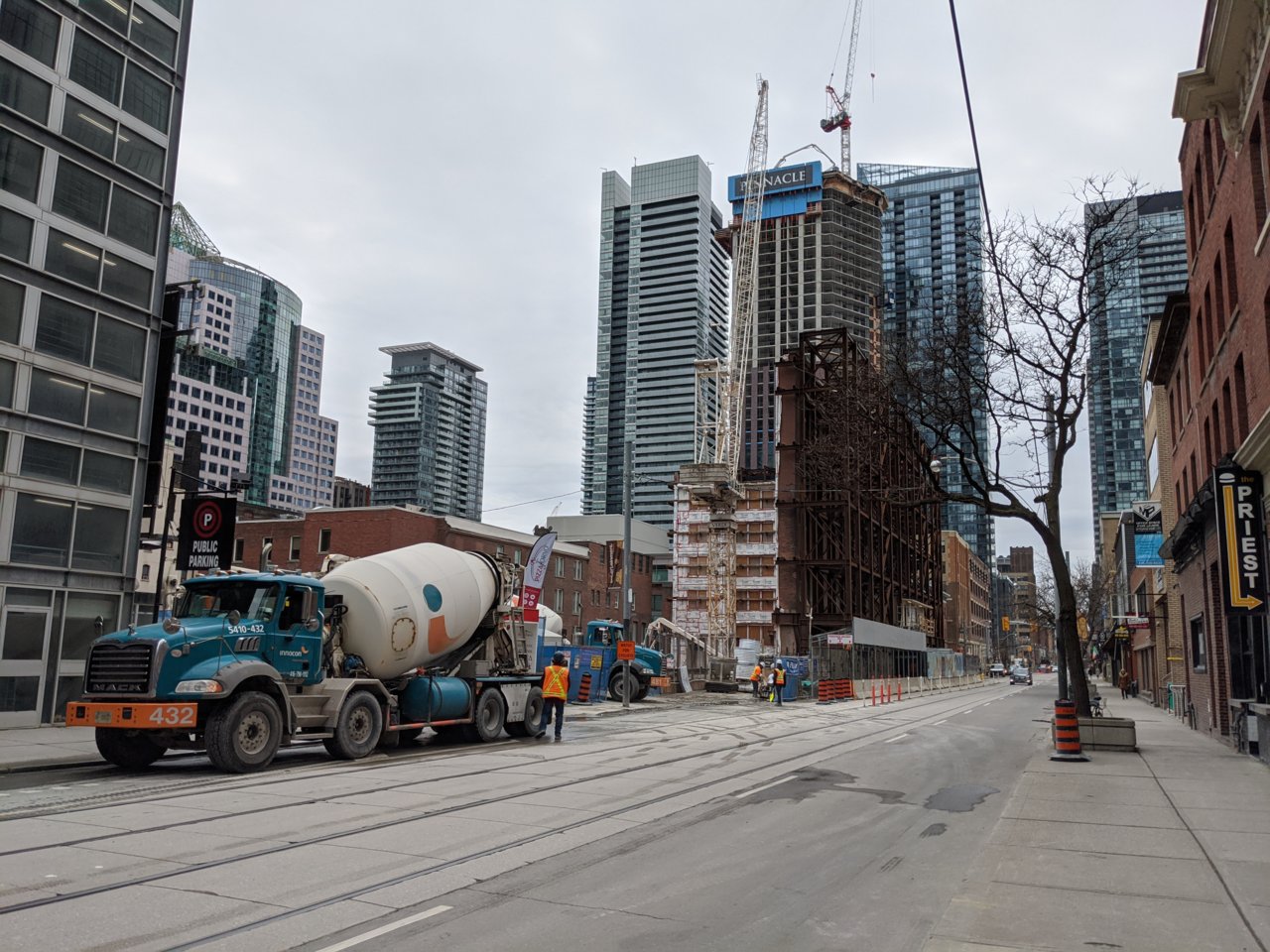 19 Duncan, Westbank, Allied REIT, Hariri Pontarini, ERA, Toronto