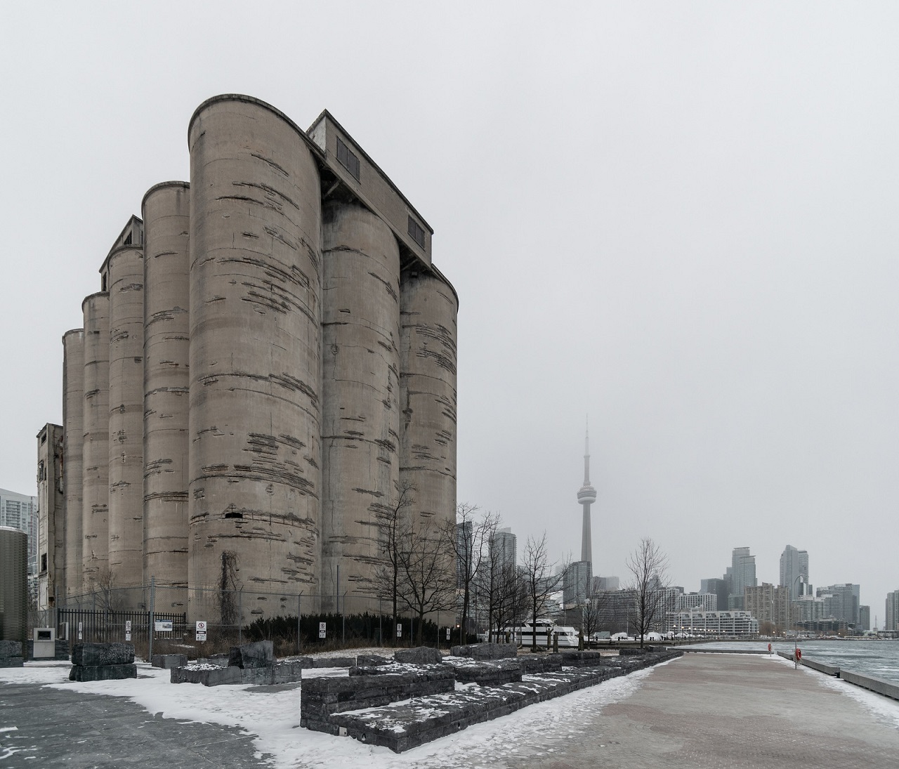 Daily Photo, Toronto, skyline, Ireland Park, Canada Malting Silos