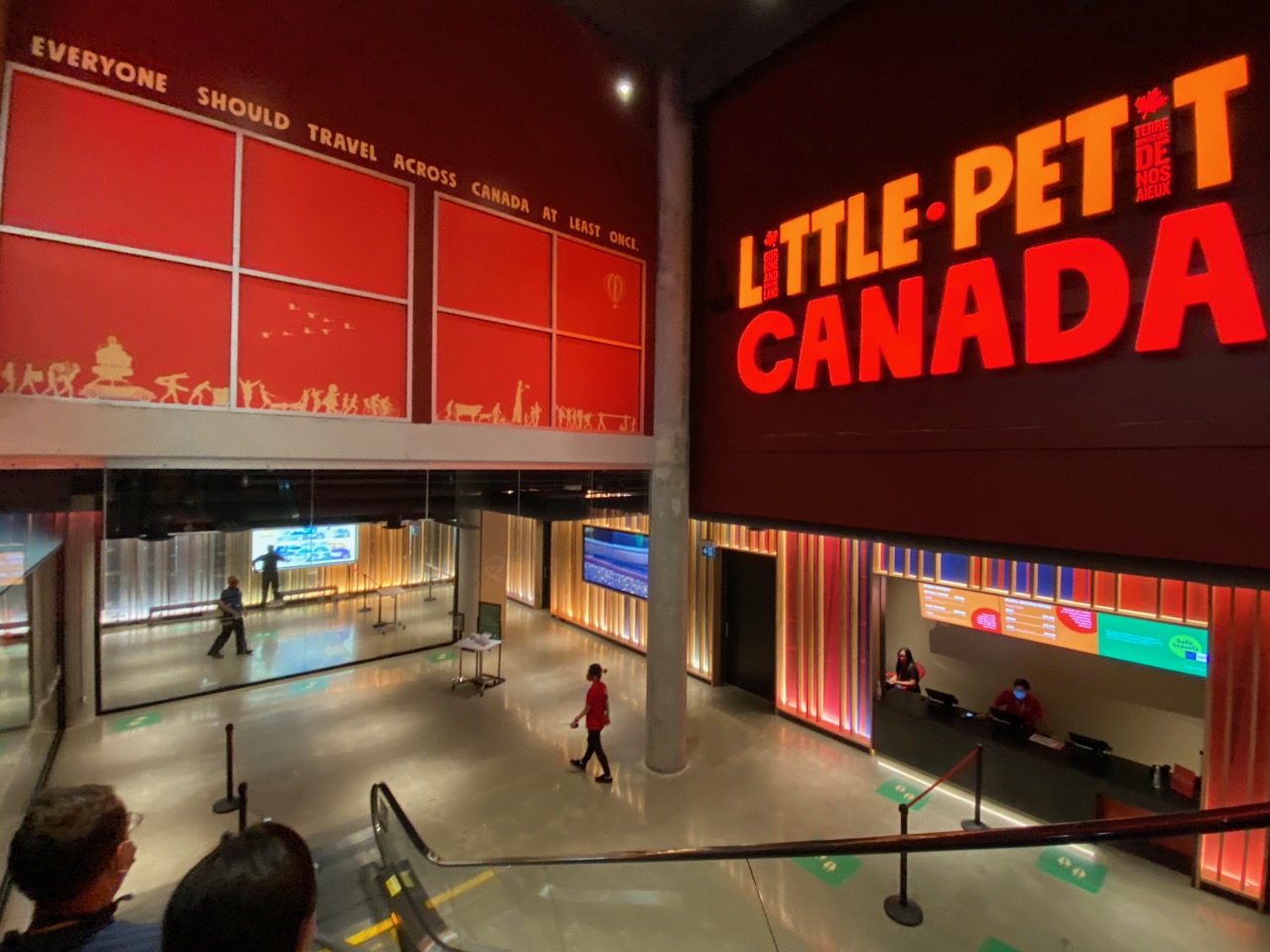 Little Canada at 10 Dundas Street East, Toronto, image by Craig White