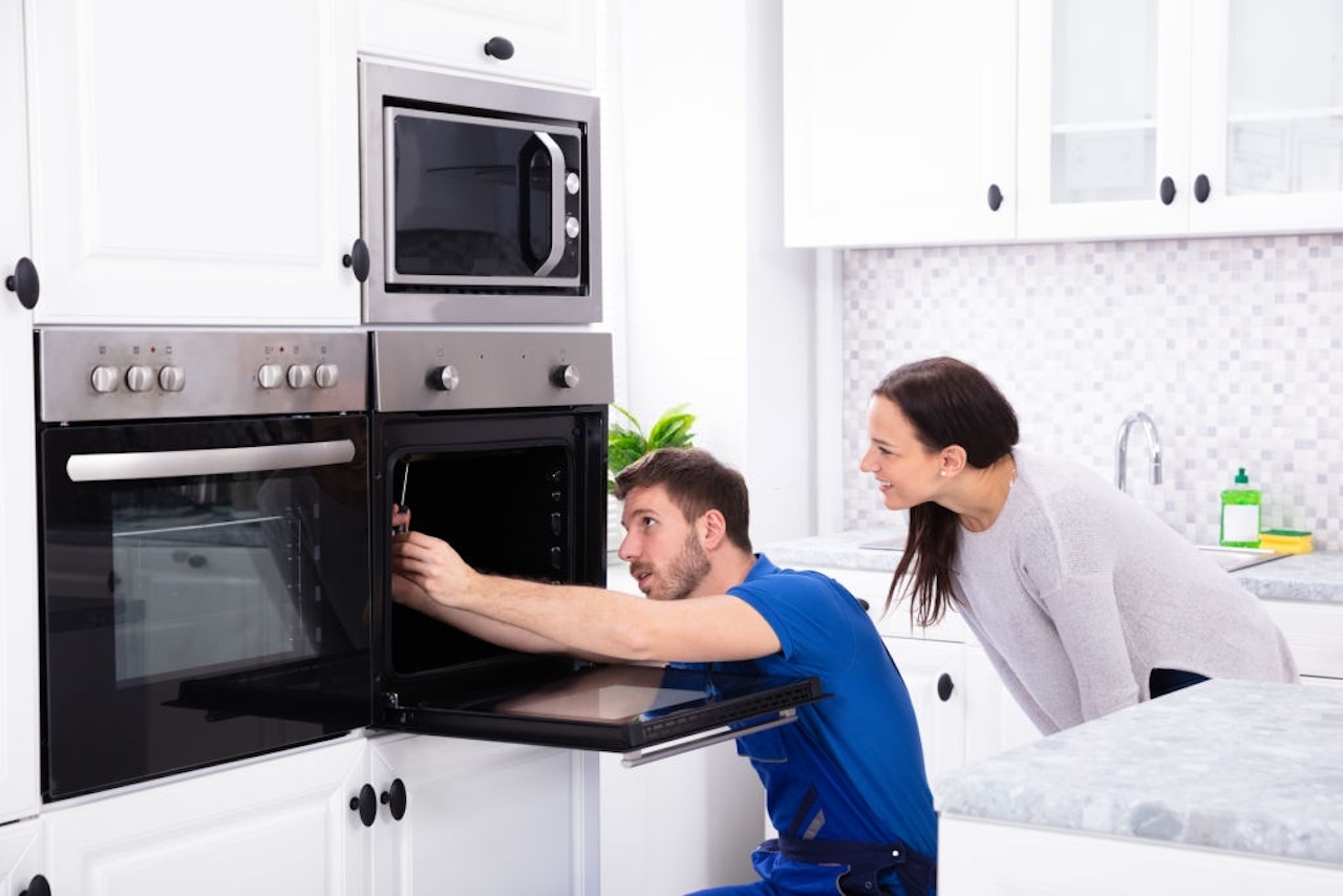 Ultimate Guide For Hiring A Professional Appliance Repair | UrbanToronto