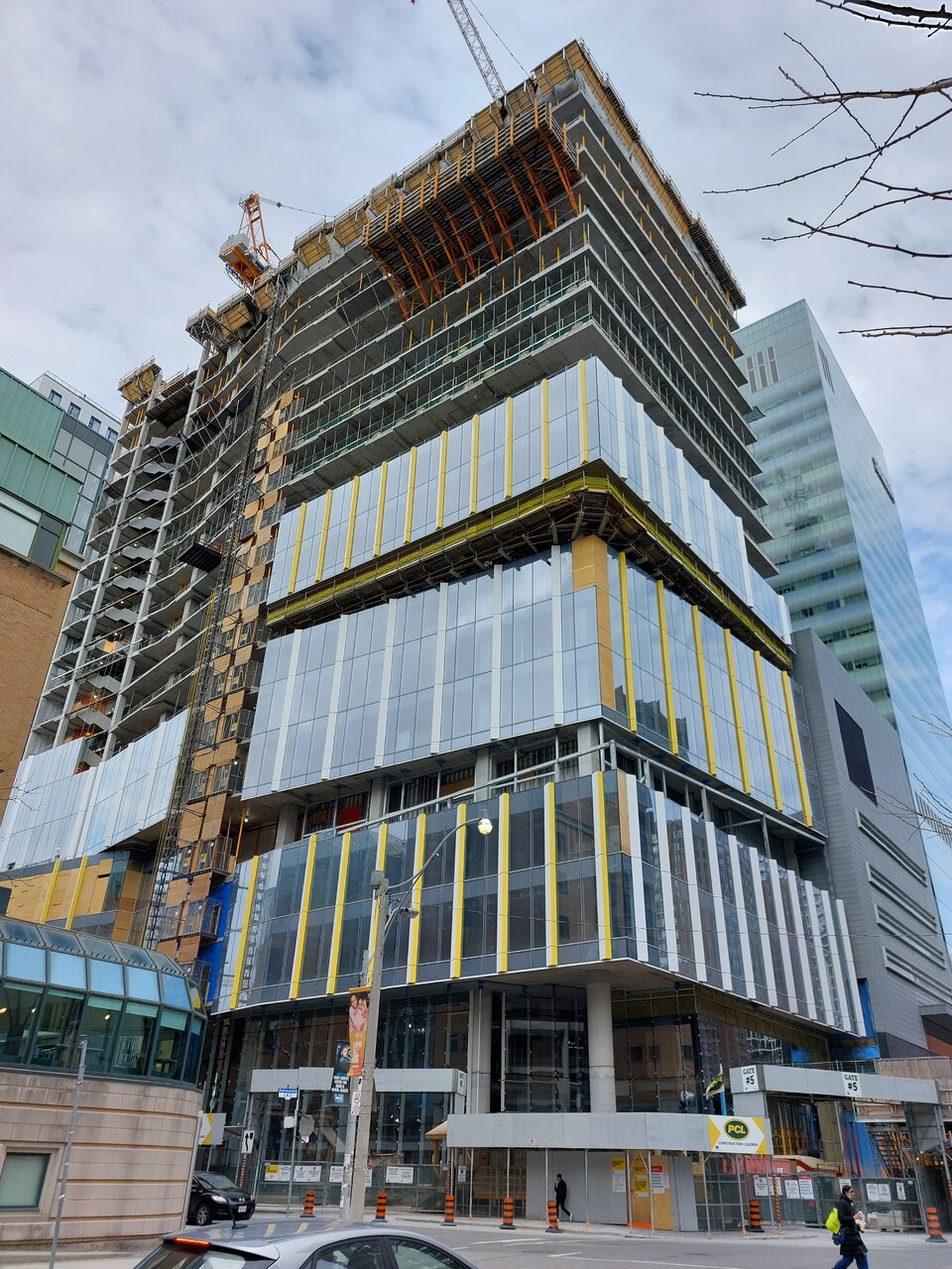 Unique Cladding Enclosing SickKids' New Patient Support Centre 